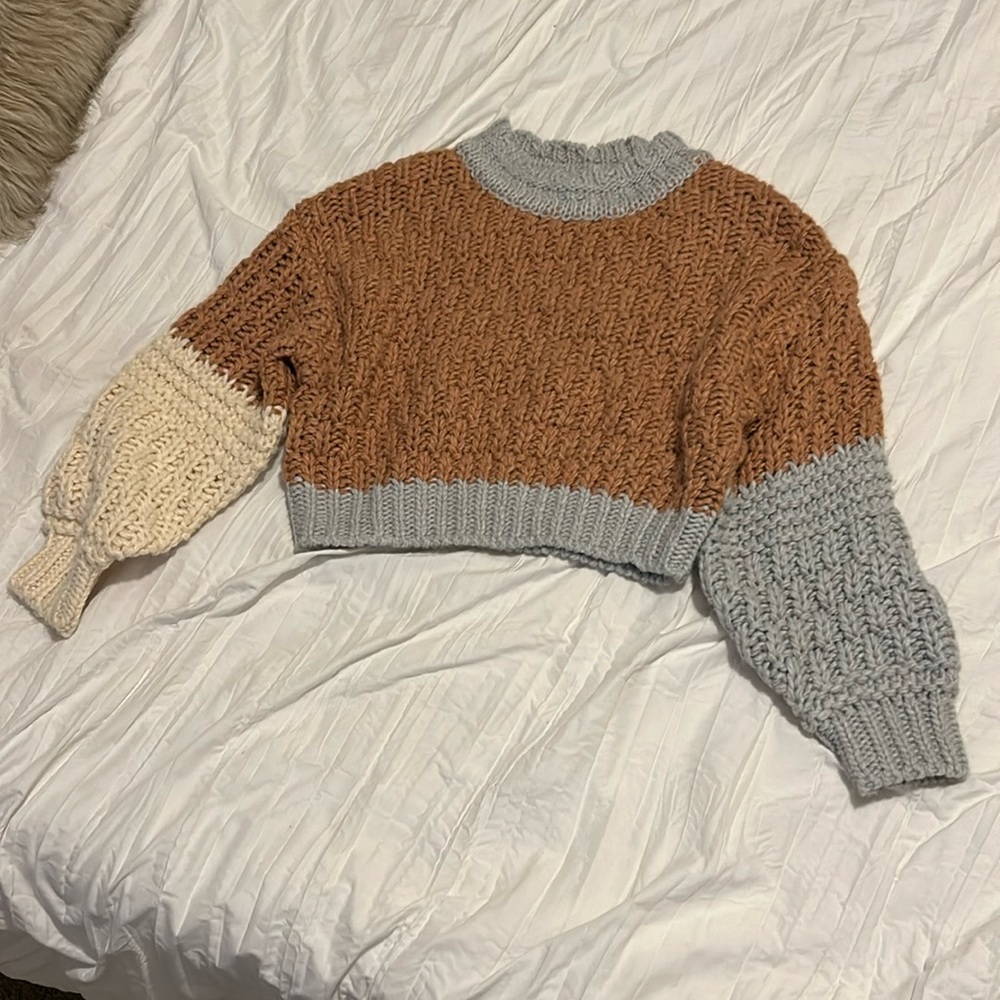 Color block sweater sz xs
